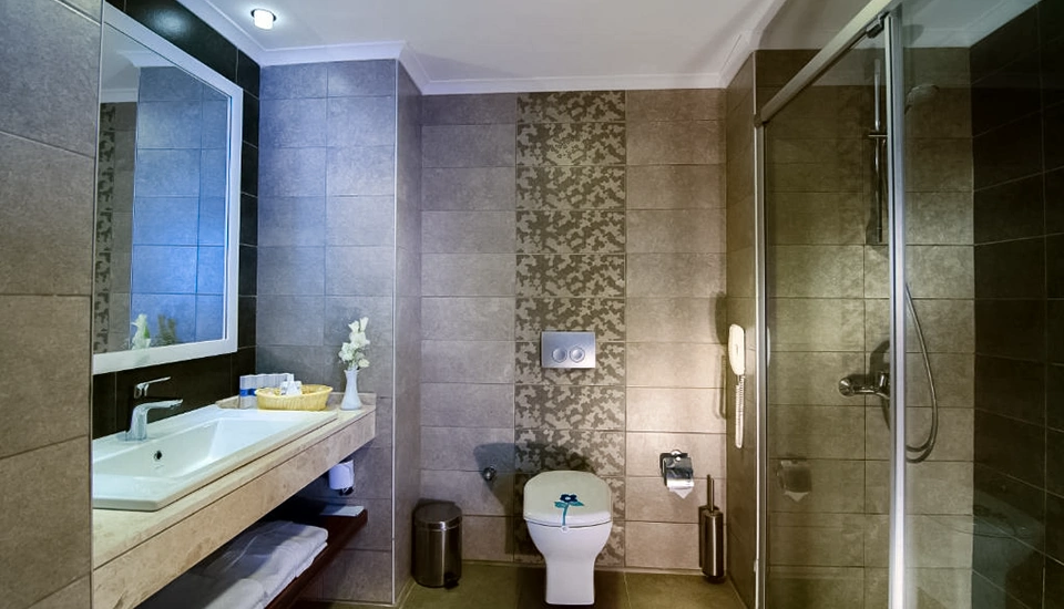 هتل پالم وینگز بیچ ریزورت آنتالیا